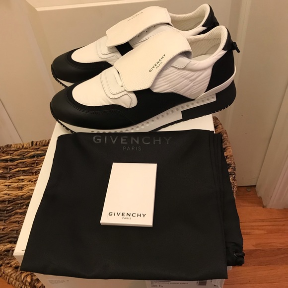 SOLD! NEW Givenchy Active Race Runner Sneakers - Picture 2 of 8
